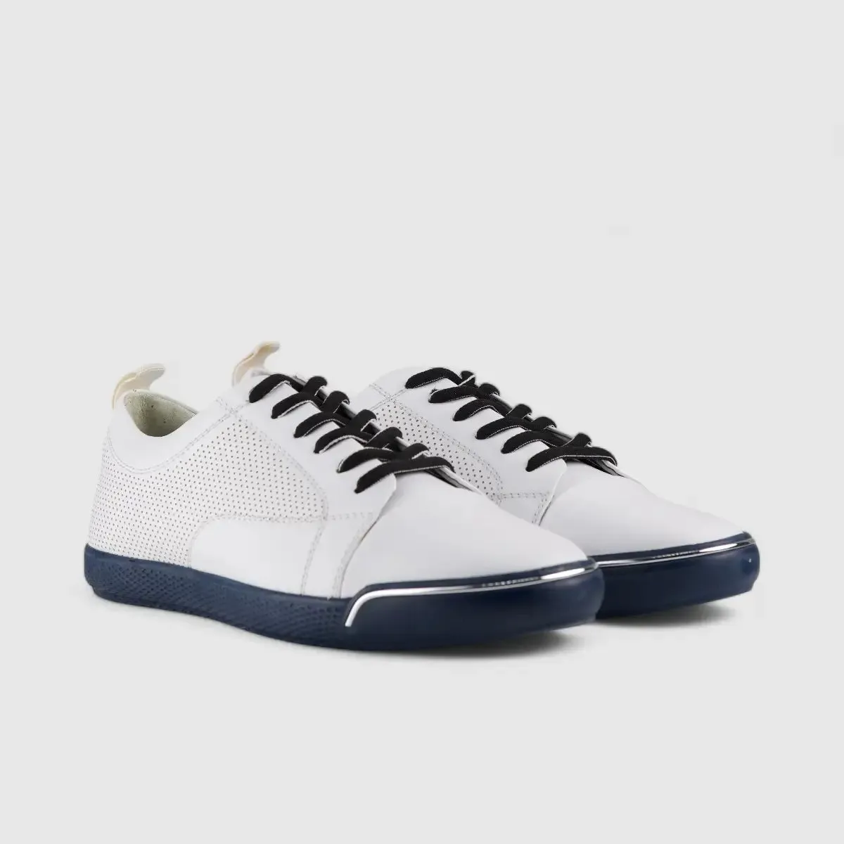 Bulletti Lace Up Sneaker White 152-15044