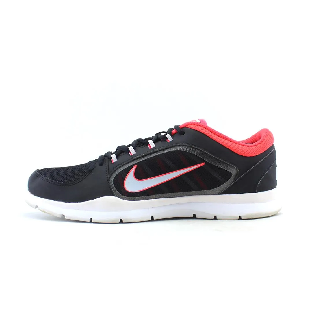 NIKE  FLEX TRAINER