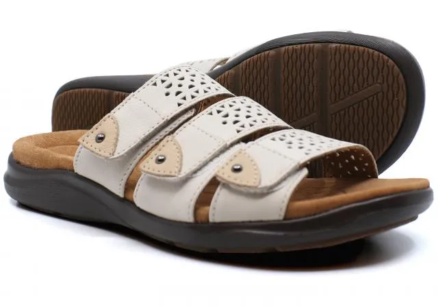 Women's Clarks Kitly Walk
